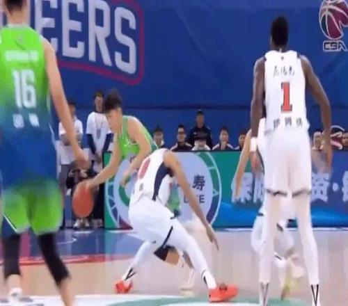 足球巨星年,度荣耀盘点,中锋巅峰对,球速体育平台,球速体育官方网站,球速体育登录入口,球速体育app下载